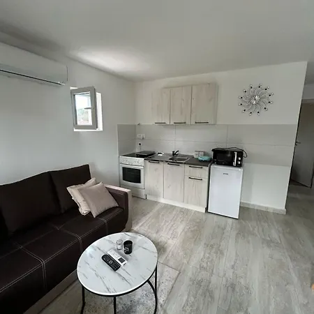 Apartmani Corovic 科托尔 外观 照片